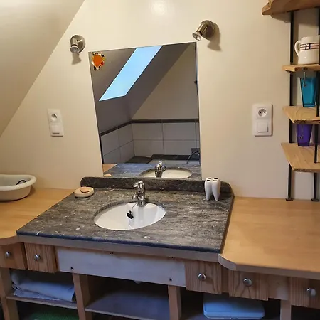 Maison Atypique Et Chaleureuse Dans La Nature 度假居 *